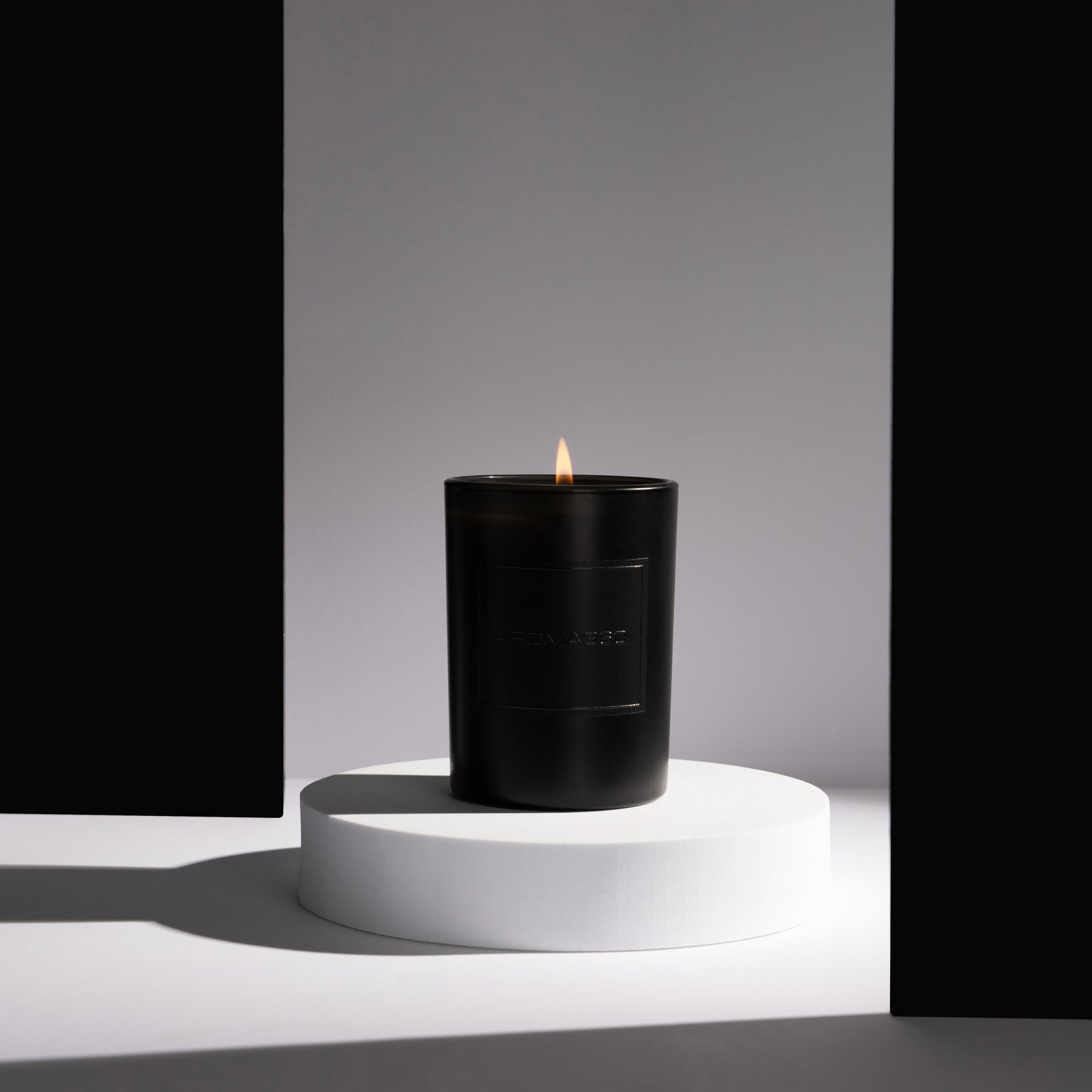 Black Velvet Single-Wick Candle