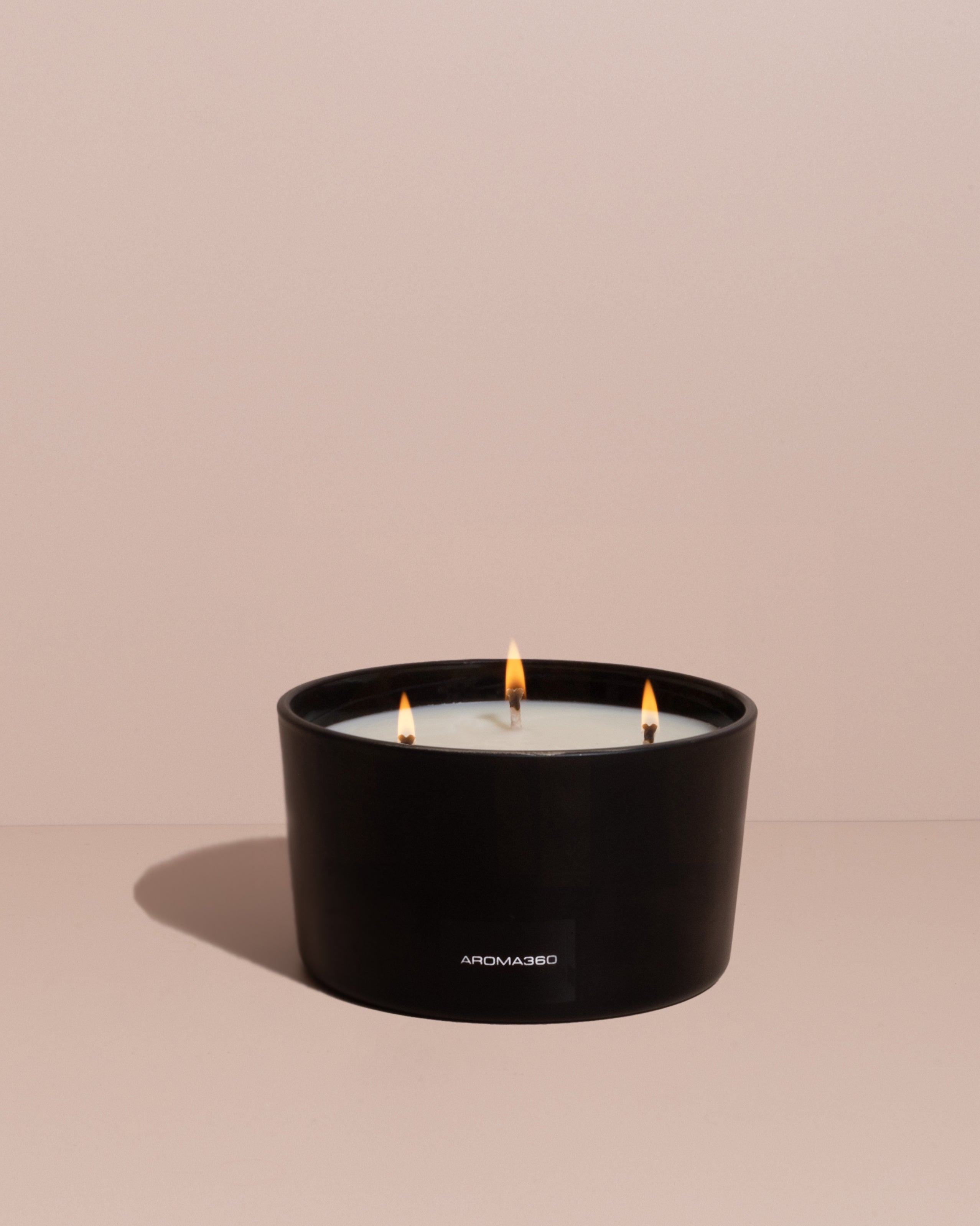 Iris 3-Wick Candle product featured image